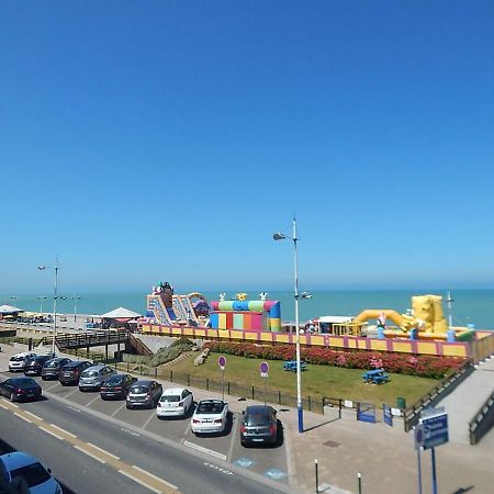 Residence Du Bord De Mer 9 Appartements Avec Une Vraie Vue Mer Le Tréport Екстериор снимка
