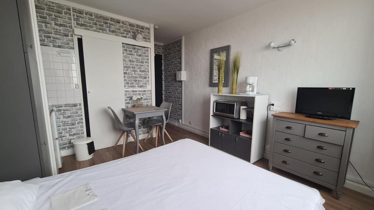 Residence Du Bord De Mer 9 Appartements Avec Une Vraie Vue Mer Le Tréport Екстериор снимка