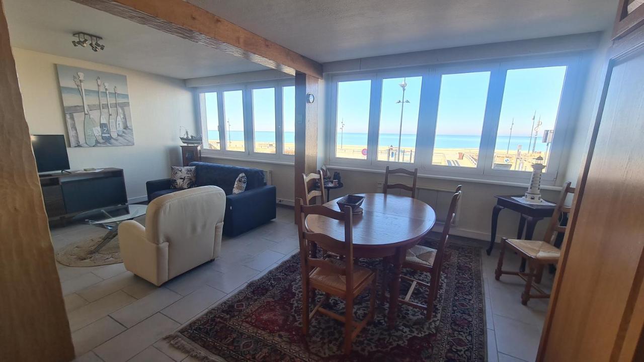 Residence Du Bord De Mer 9 Appartements Avec Une Vraie Vue Mer Le Tréport Екстериор снимка
