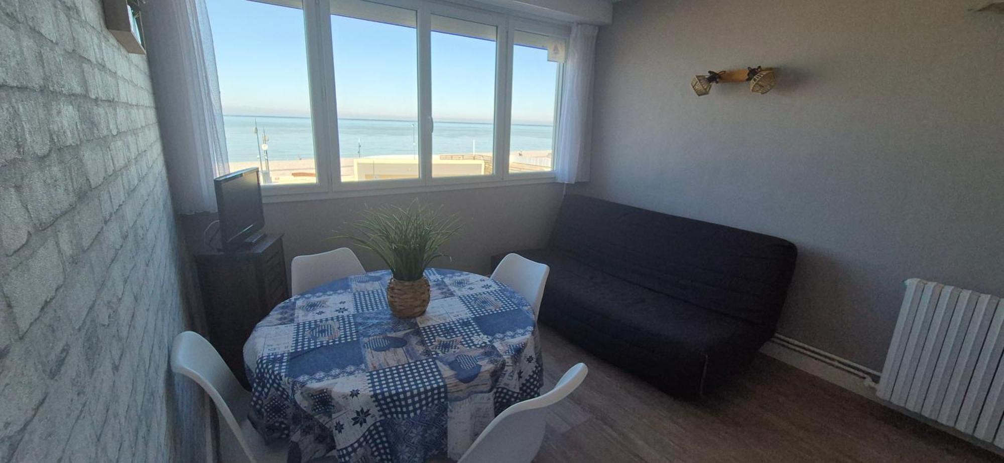Residence Du Bord De Mer 9 Appartements Avec Une Vraie Vue Mer Le Tréport Екстериор снимка