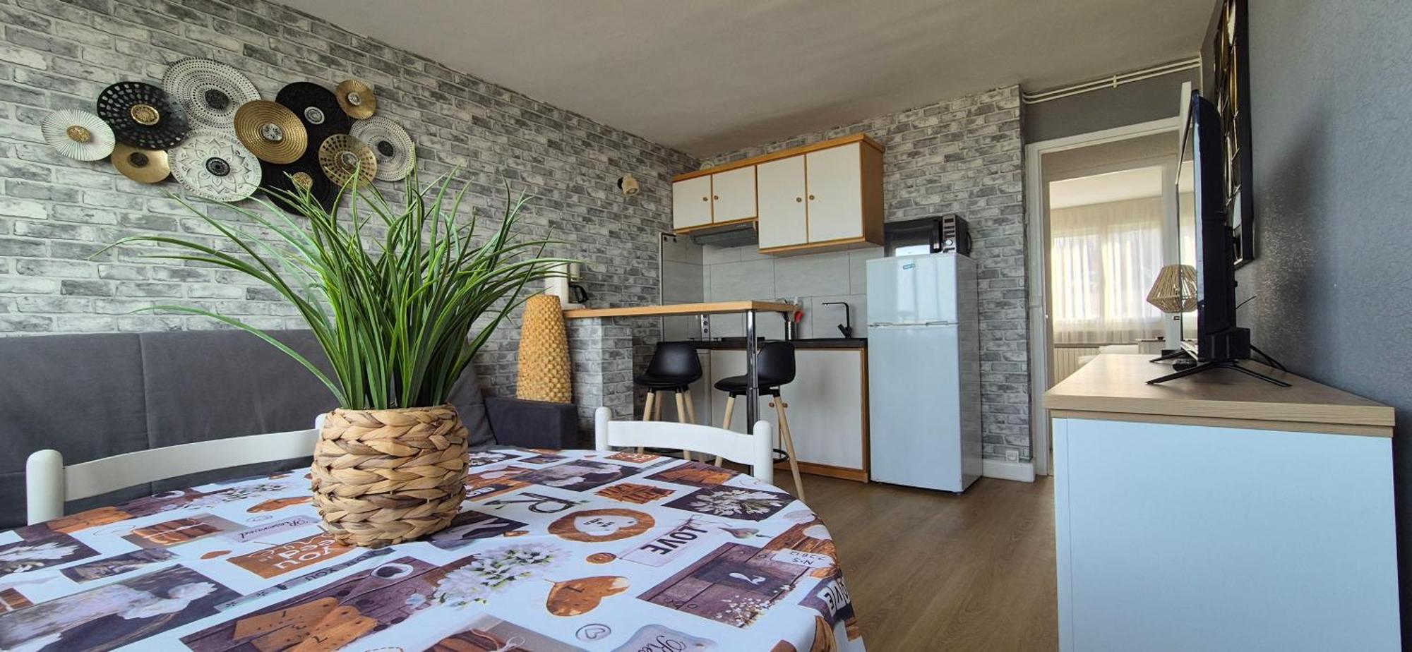 Residence Du Bord De Mer 9 Appartements Avec Une Vraie Vue Mer Le Tréport Екстериор снимка