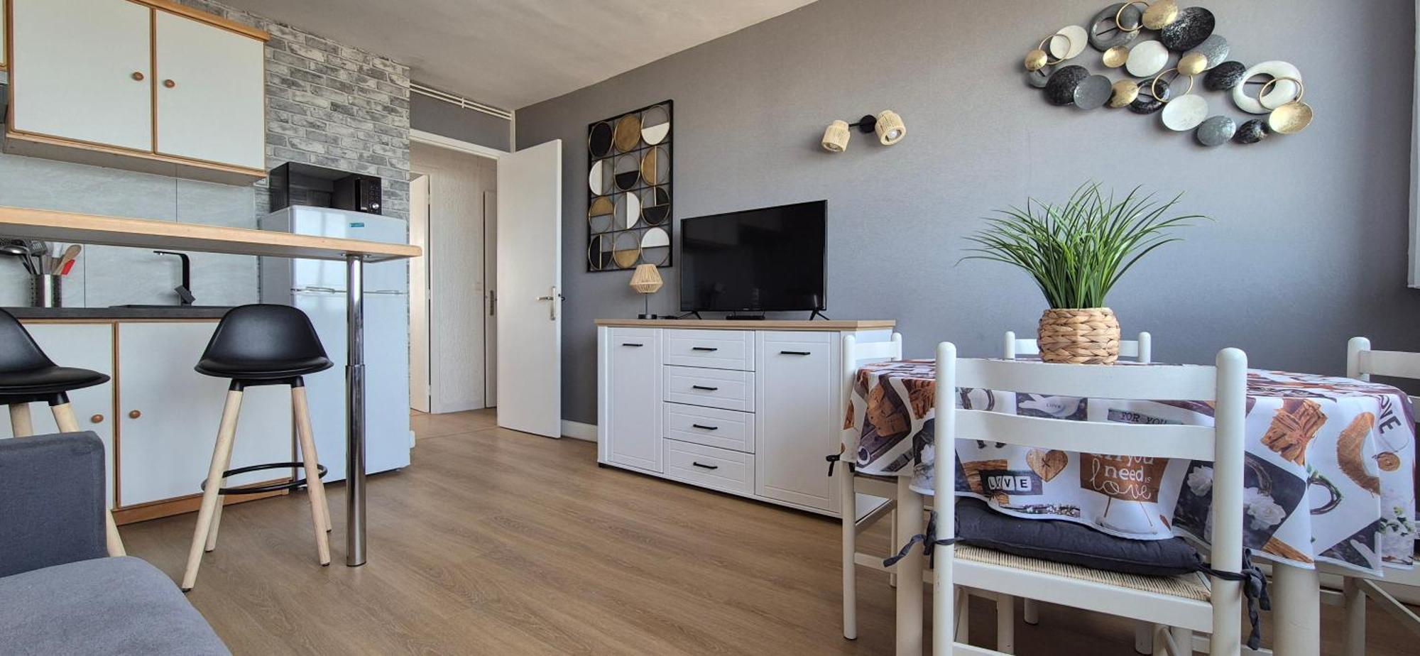 Residence Du Bord De Mer 9 Appartements Avec Une Vraie Vue Mer Le Tréport Екстериор снимка